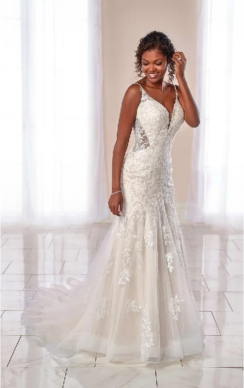 7041 A-line Bridal Dress