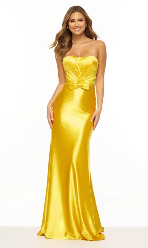 Sherri Hill 56164 - Strapless Ruched Gown Lace unclassified dresses